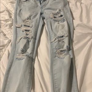 American Eagle Light Wash Ripped Jeans